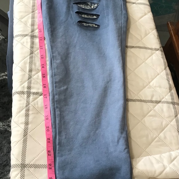 Distressed Joggers fit like a large can be worn a dress pants new - Picture 10 of 12